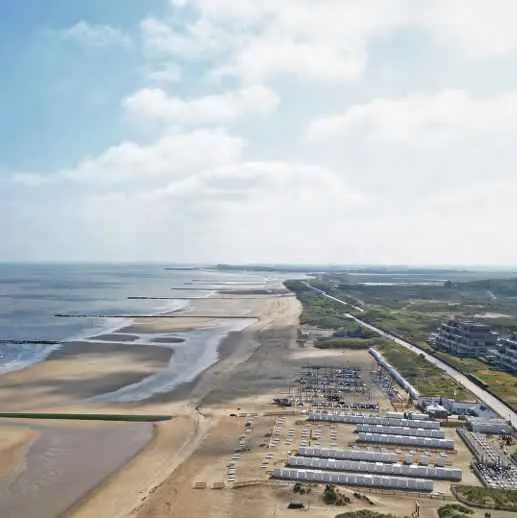 Een dorp waar het vakantiegevoel nooit ver weg is.